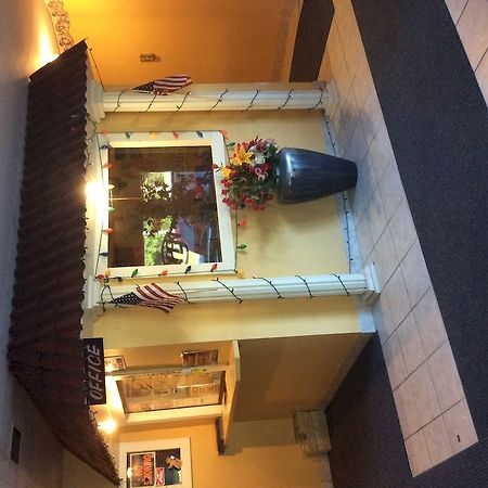 Regency Inn Bridgeport-Frankenmuth מראה חיצוני תמונה